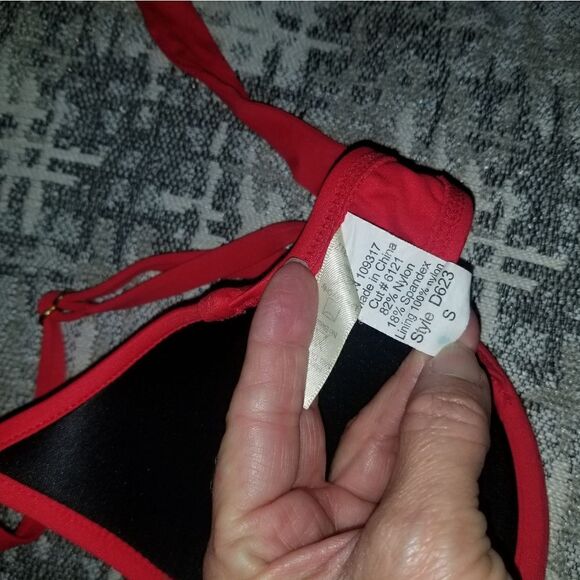 Swim systems collection bikini top red small  padded - Picture 4 of 8